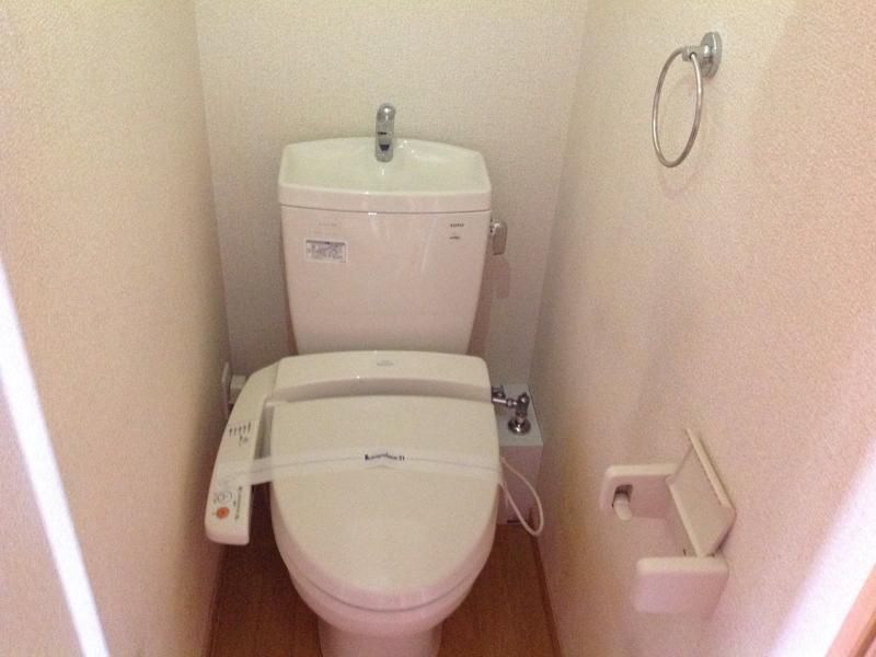 レオパレスエレガンス　ムサシノ トイレ