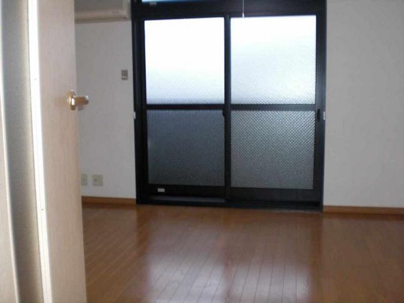 レオパレスＯ・Ｚー１ 居間