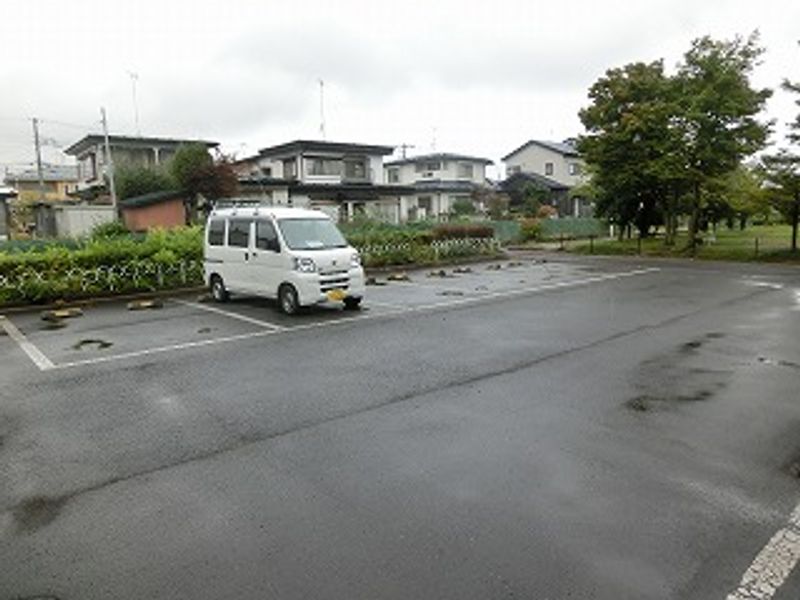 レオネクストＹⅡ 駐車場