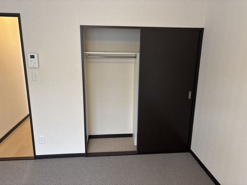 LEONEXT LAN 수납공간