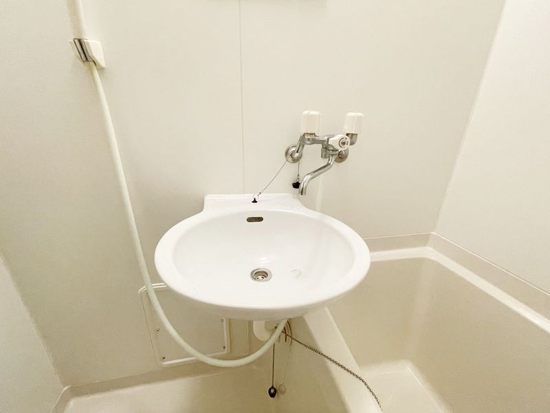 レオパレステルヌーラ彦根 洗面台