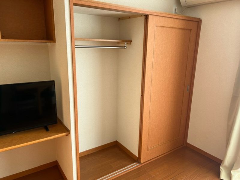レオパレスハイツ笛吹 収納