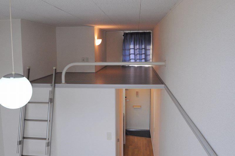 レオパレス偕楽 収納