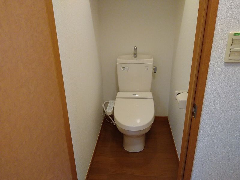 レオパレスベール トイレ