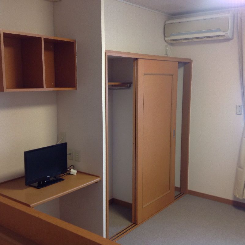 レオパレスＹＯＫＥＰＡＬＡＣＥ 収納