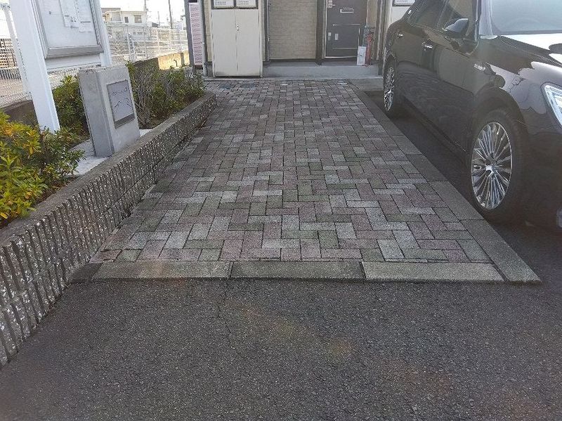 レオパレスアンクル　サム エントランス