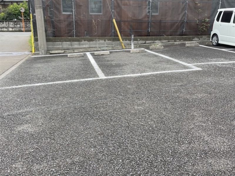 レオパレスマルベリーランチＣ 駐車場