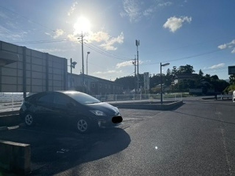 レオパレスシャトー　西門 駐車場
