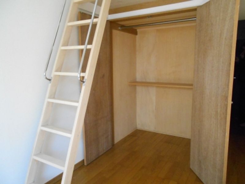 レオパレス９７ 収納