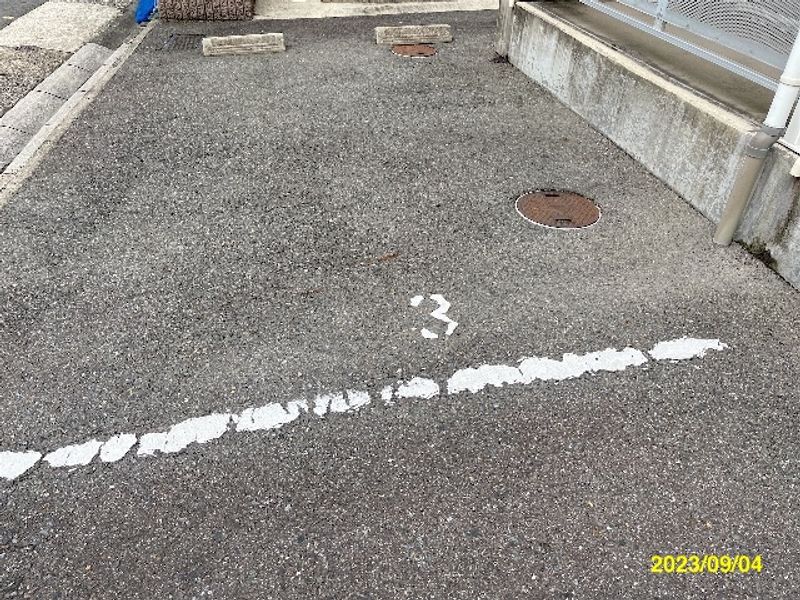 レオパレス大久手 駐車場