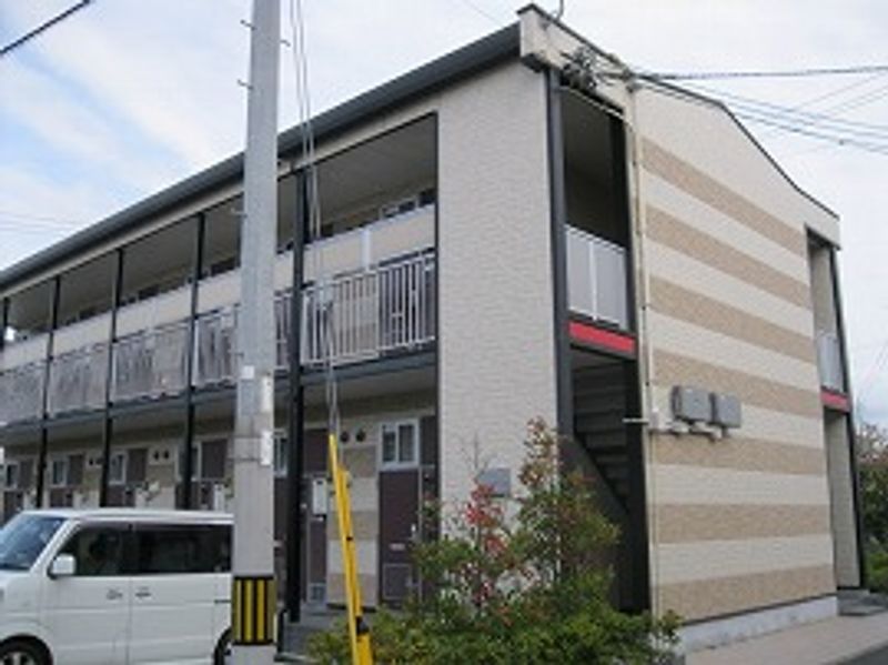 レオパレスルミエール 外観