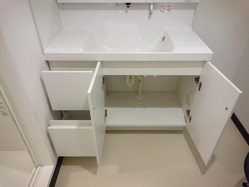 LEONEXT Naha Nishi Kouko Mae 세면대