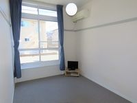 レオパレスドミールⅡ 居間