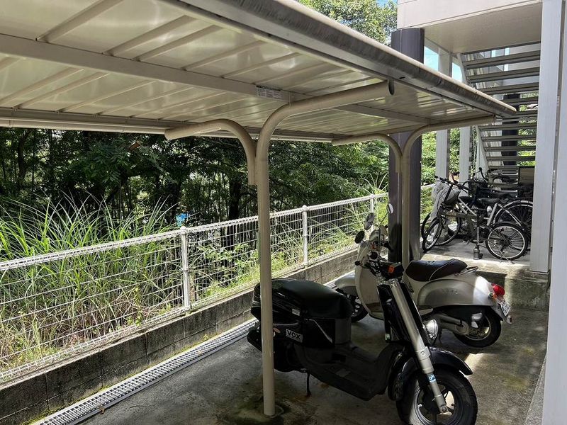 レオパレス岡田 共用部分
