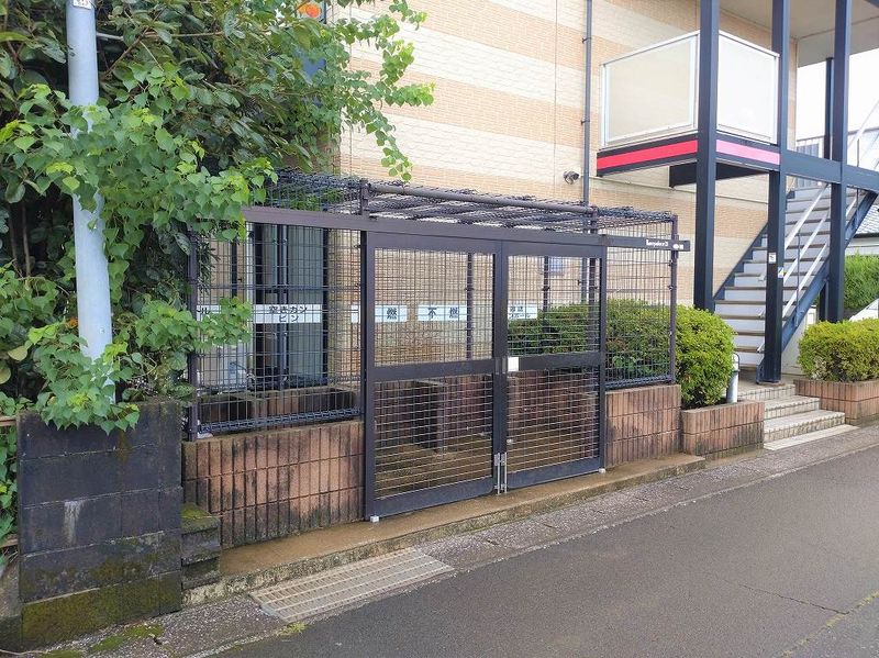 レオパレス清和 共用部分