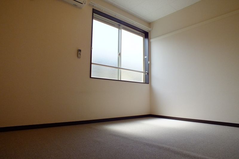 レオパレスコンフォートガーデン 寝室