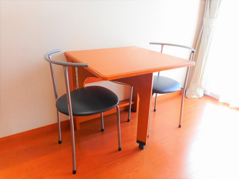 レオパレスセブンスペード上田 居間