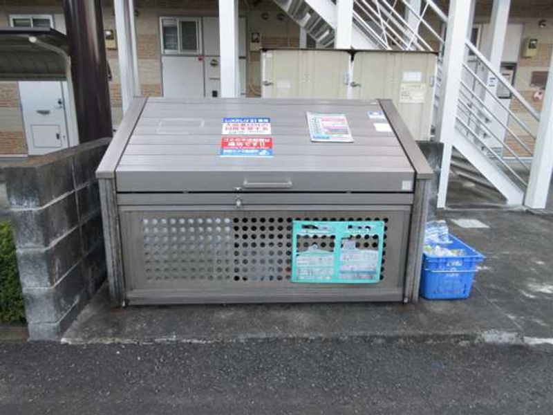 レオパレストゥインクル 共用部分