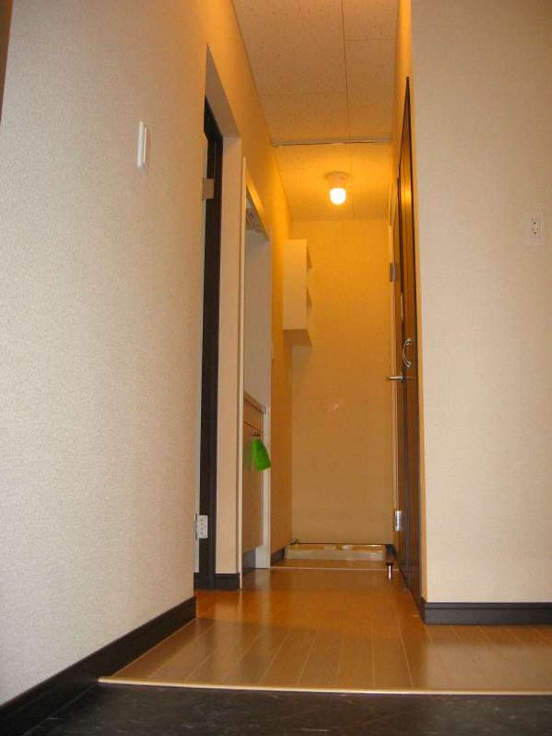 レオネクスト博多　花菱 玄関