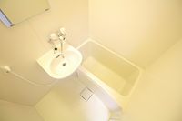 レオパレスノムラ 風呂