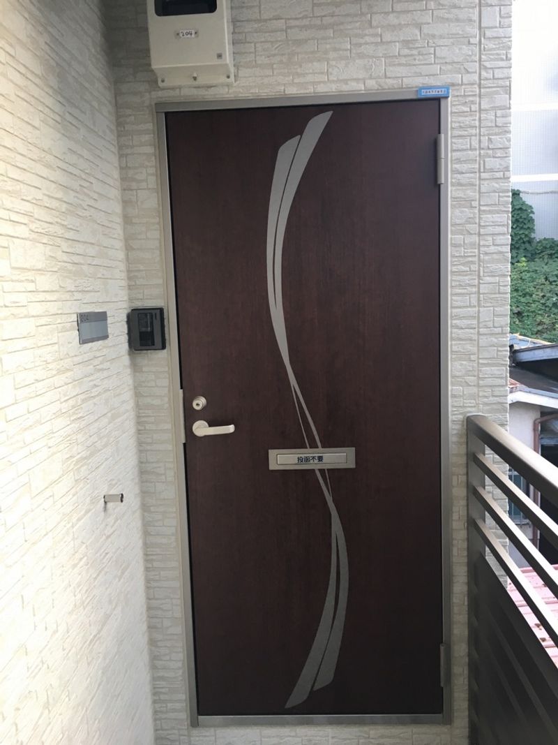 クレイノルーチェ 玄関