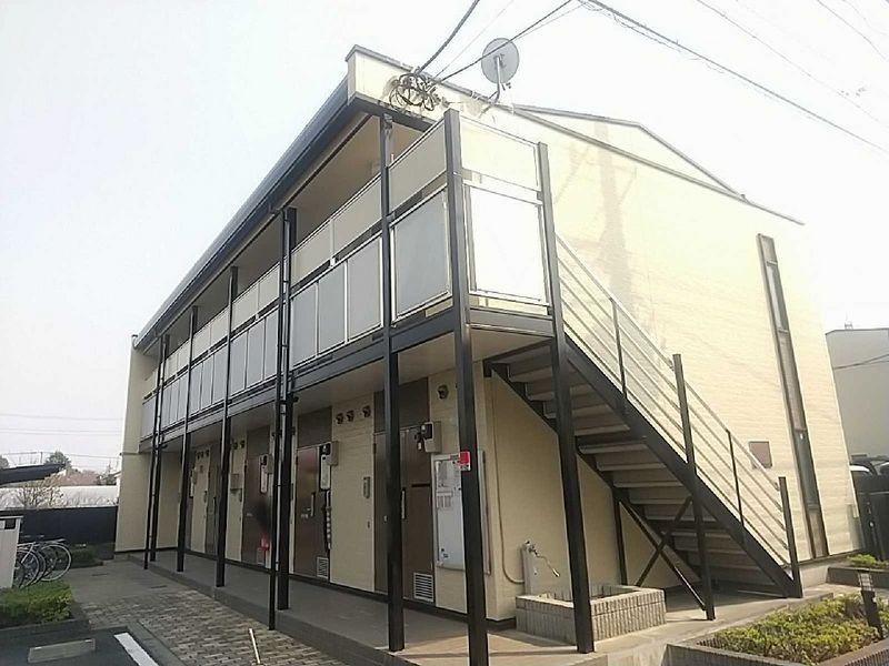 レオパレスＢＯＮＨＥＵＲ弐番館 外観