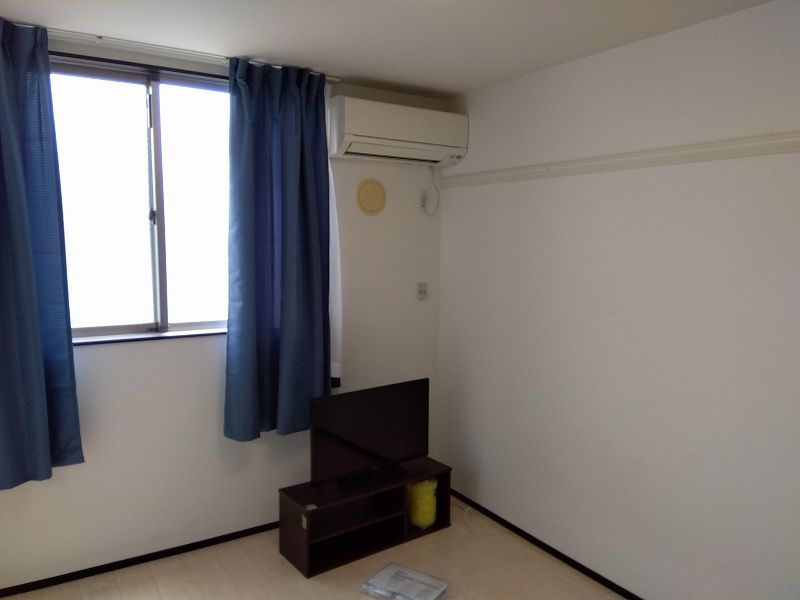クレイノｋｅｙａｋｉ 居間