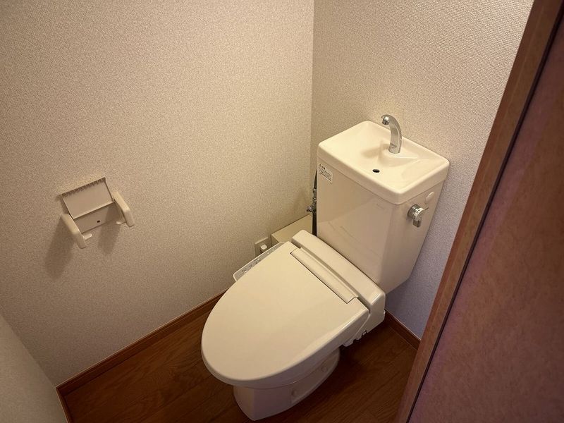レオパレスあかね トイレ