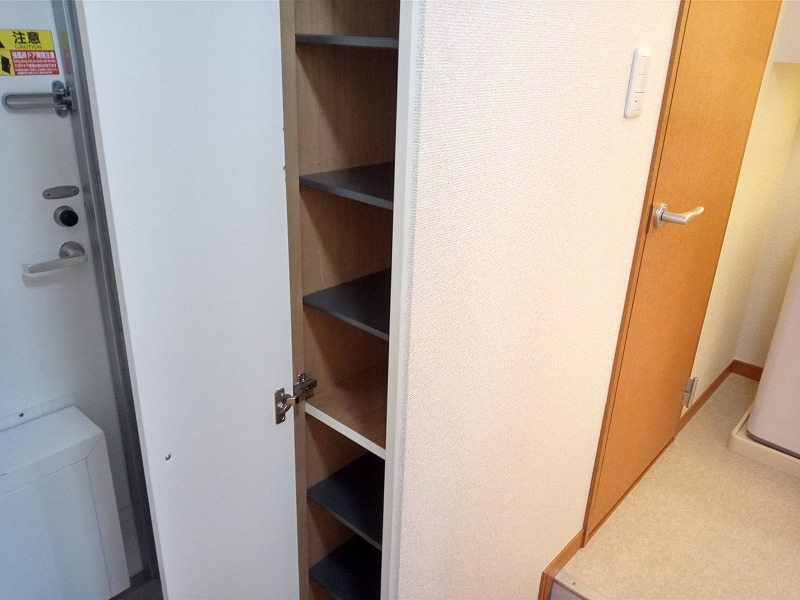 レオパレス豊 収納