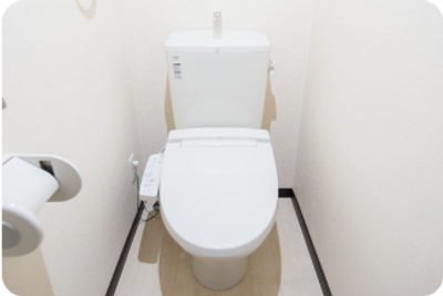 Toilet seat with warm water