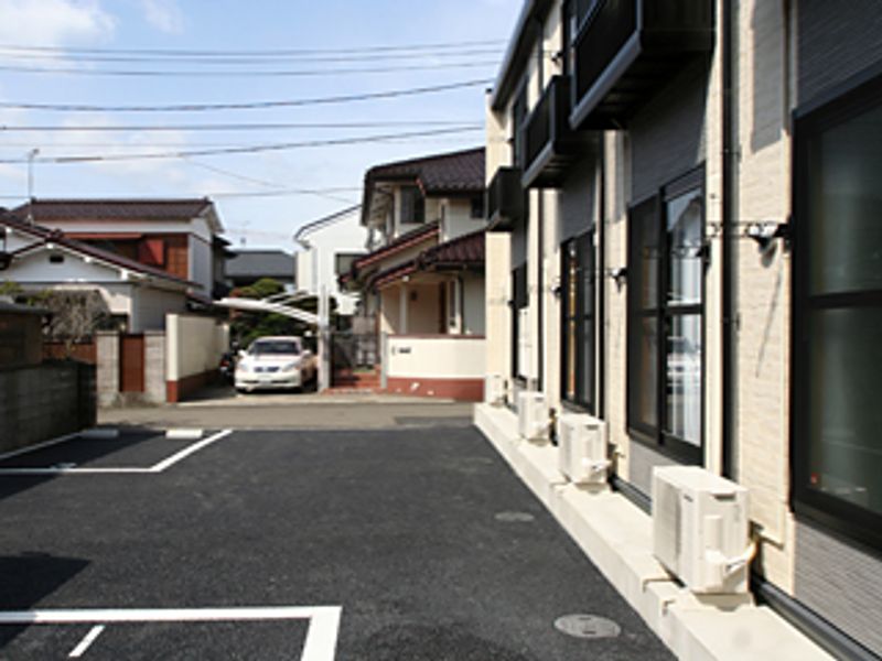 レオパレスてぃーだ 駐車場