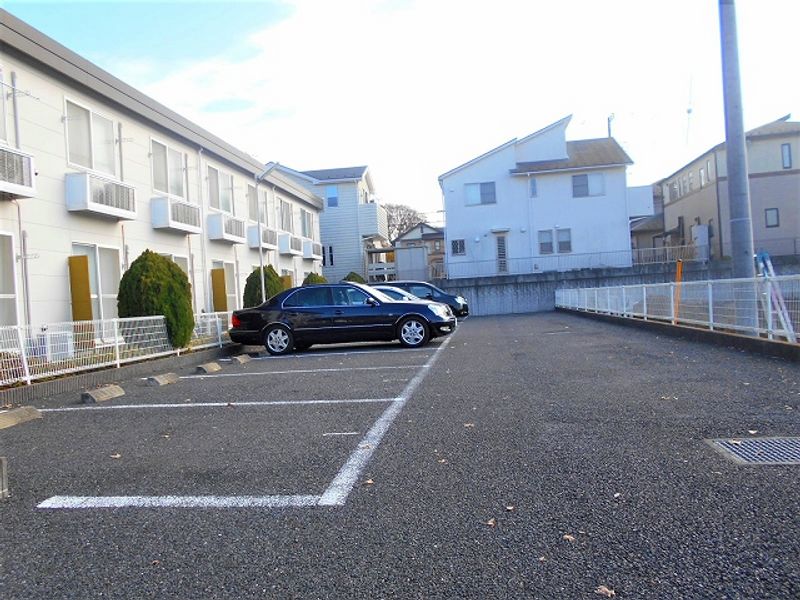 レオパレスクレベール　Ｍ 駐車場
