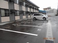 レオパレス萩野ＳＭＩＬＥ 駐車場