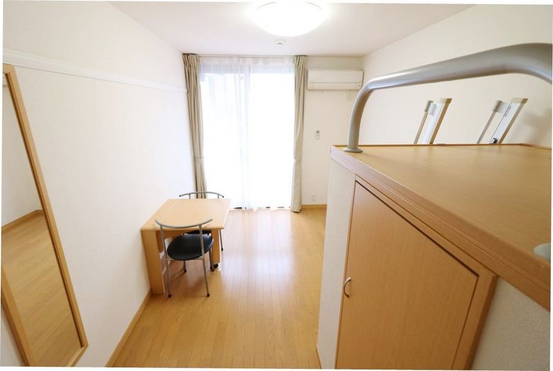 leopalace Hidokei Living room