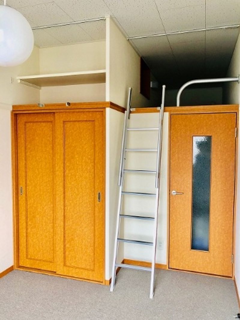 レオパレスエリシオン 居間