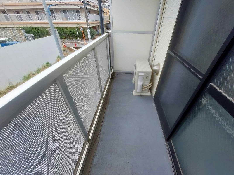 leopalace Chezmoi III Balcony