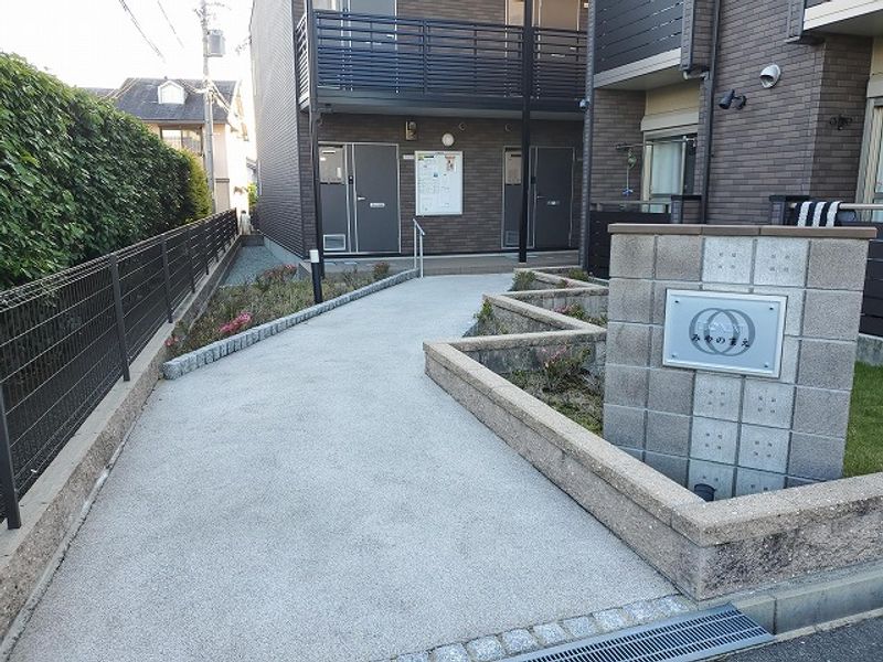 レオネクストみやのまえ エントランス