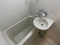 レオパレスコントワール御影石町 風呂