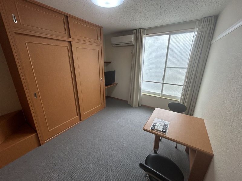 レオパレスコメットＢ 居間