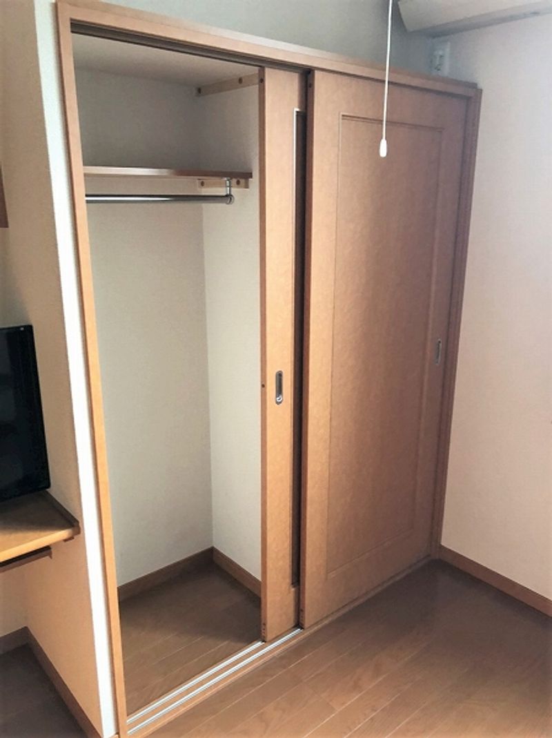 レオパレスカメリアⅡ 収納