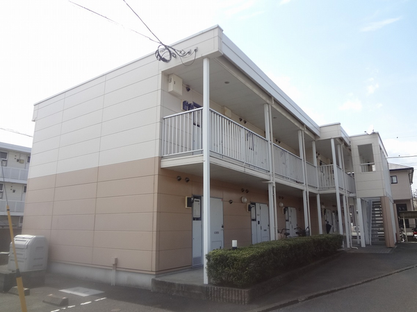 leopalace Wing exterior