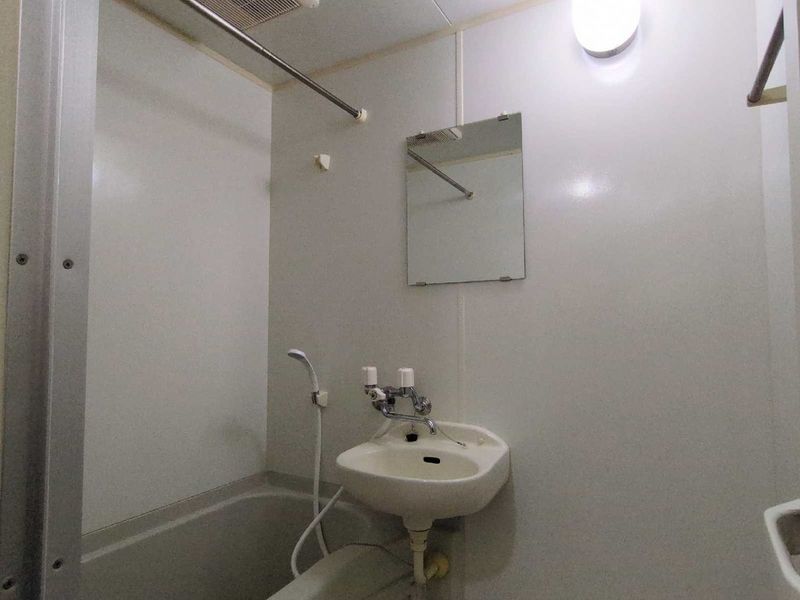 leopalace Itodabashi Kita Bathroom