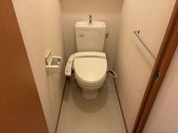 レオパレスアゼリアカーサ トイレ