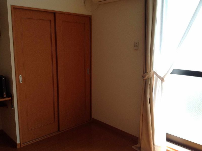 レオパレスＭＫコーポ 居間