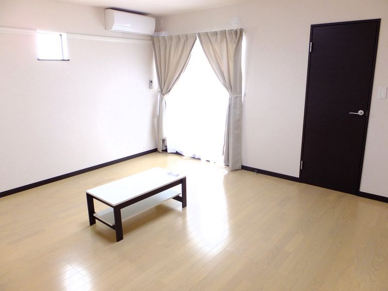 レオネクストフィオーレ奥戸 居間