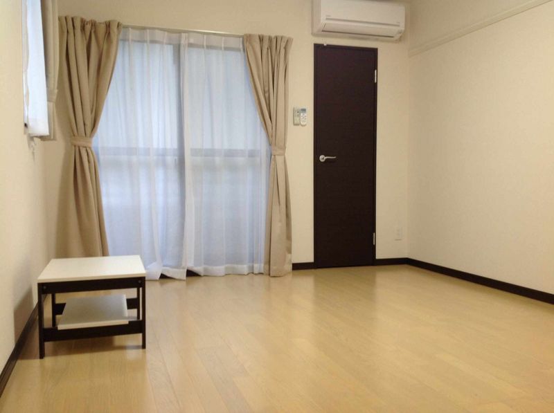 レオネクストクレエ 居間