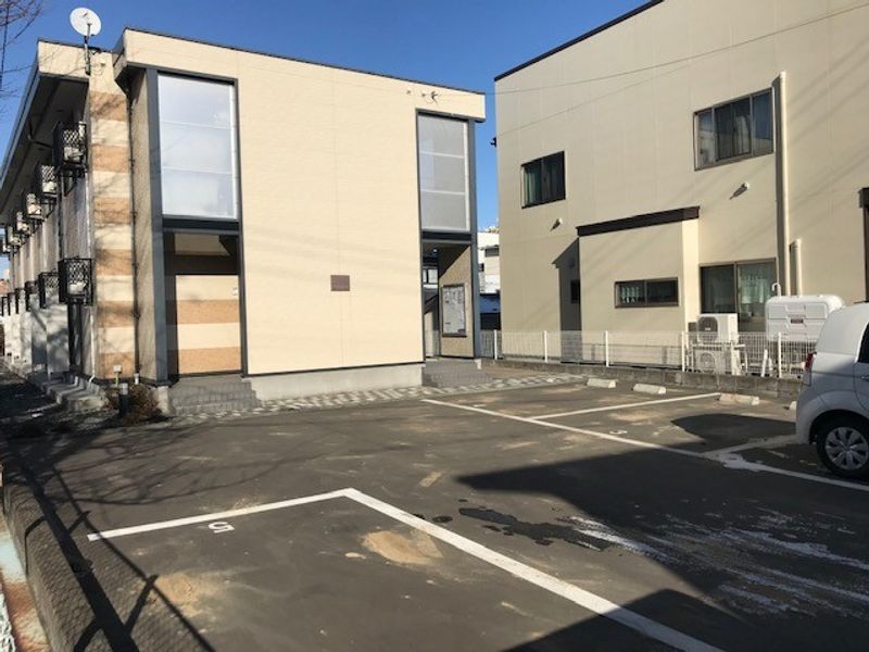 レオパレスＤｅｙｅｓ　山ノ下 駐車場