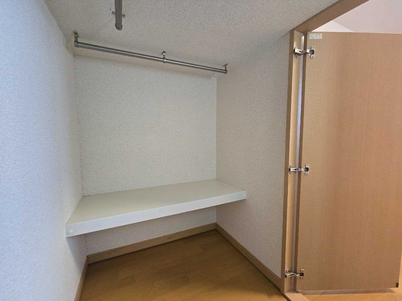 レオパレスシャン　フルール 収納