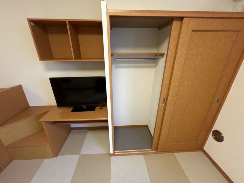 レオパレスセイクレッドヒルズ 収納