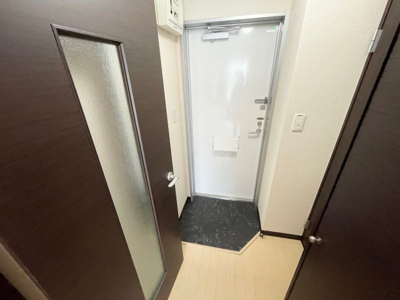 レオネクストアルメリア 玄関